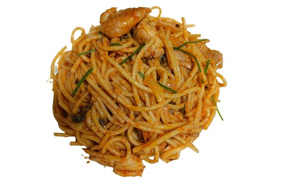 47. Stir Fried Spaghetti Tim Yam Chicken